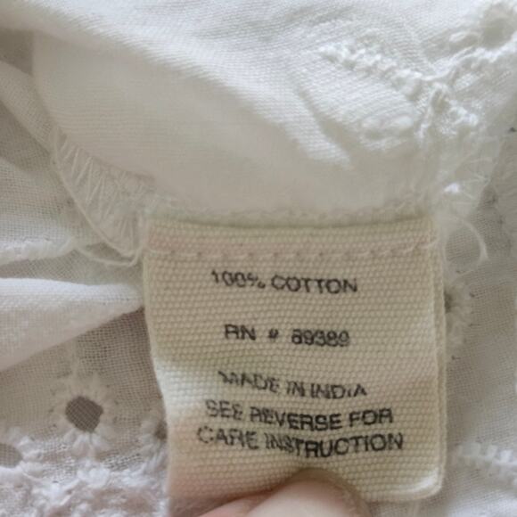 Studio West White Cotton Eyelet Top Size Medium - Picture 5 of 9